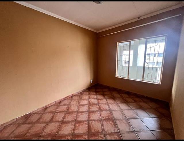 2 BEDROOM PROPERTY TO RENT IN DALPARK EXT 1